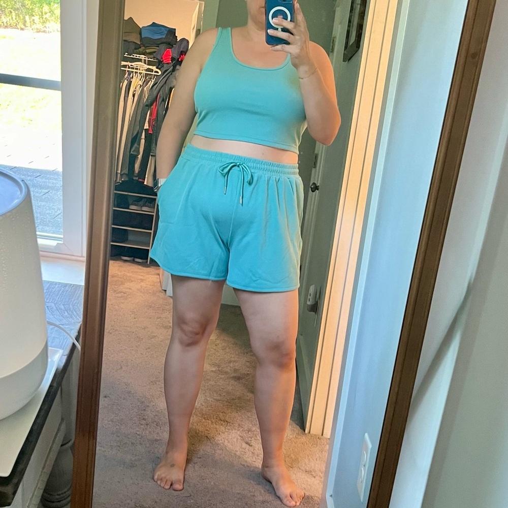 SHEIN curve crop top shorts set